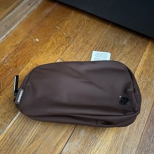 Final sale Lululemon new belt bag